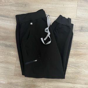 Figs Zamora scrub bottoms, black, size medium petite